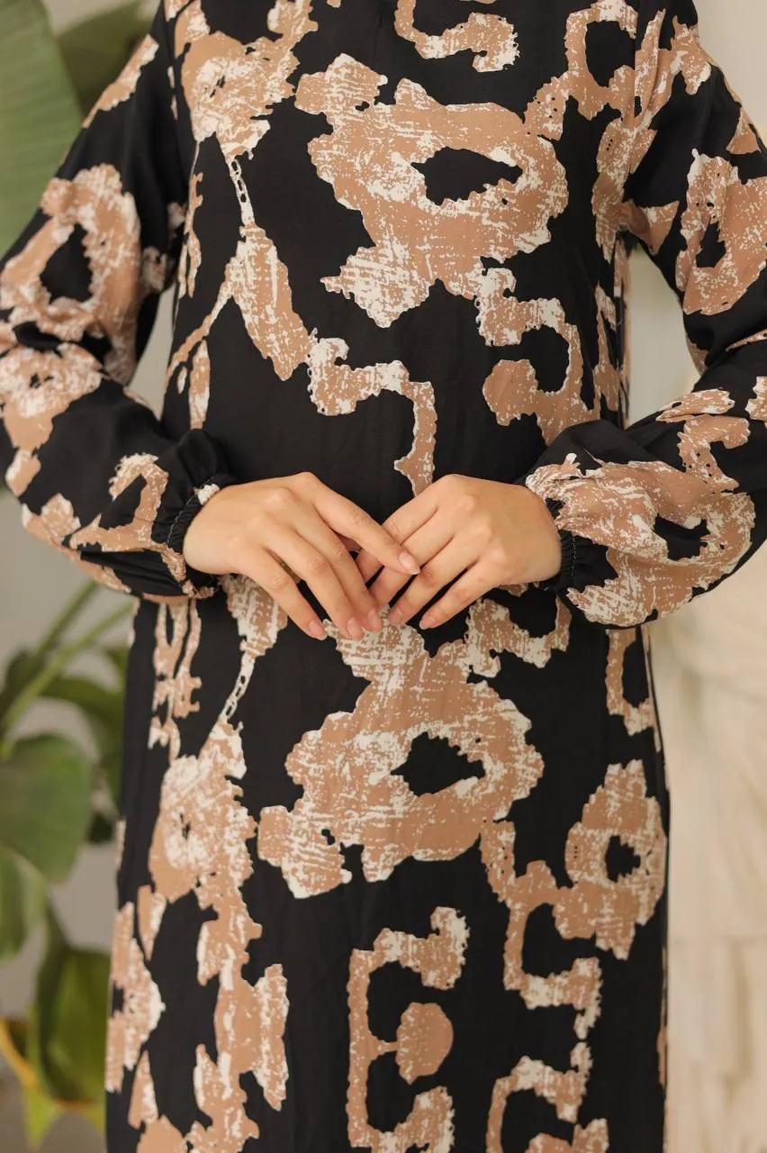 Areeha Dress