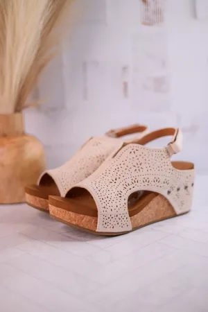 Cream Free Fly Wedges