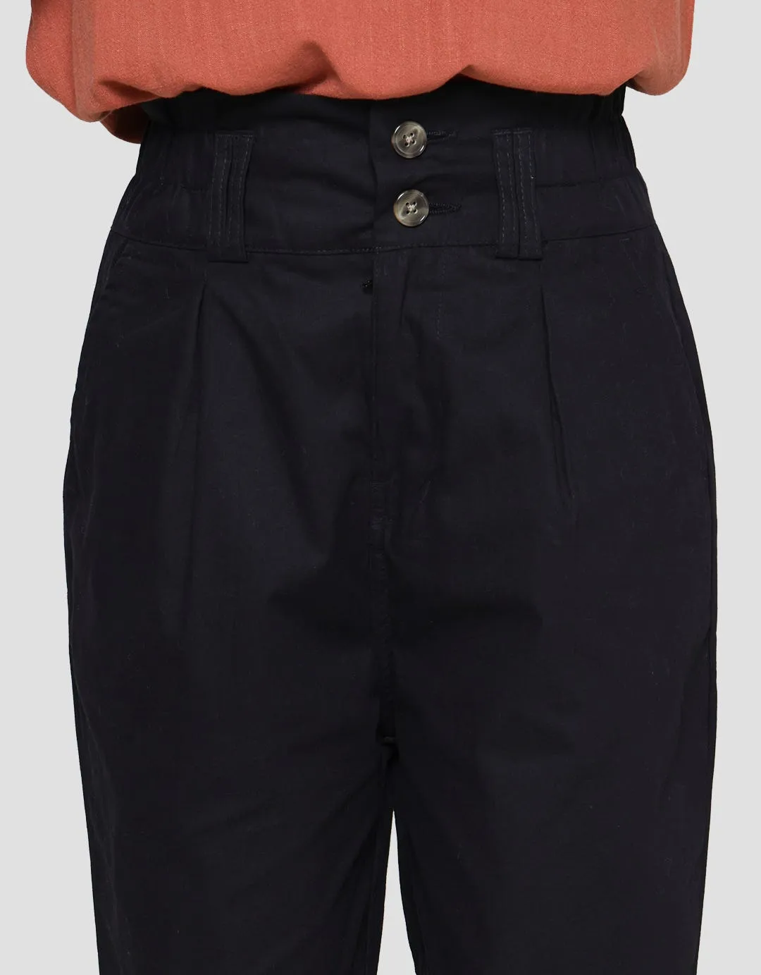 Details Celana Panjang High Waist Fit Paper Bag Wanita