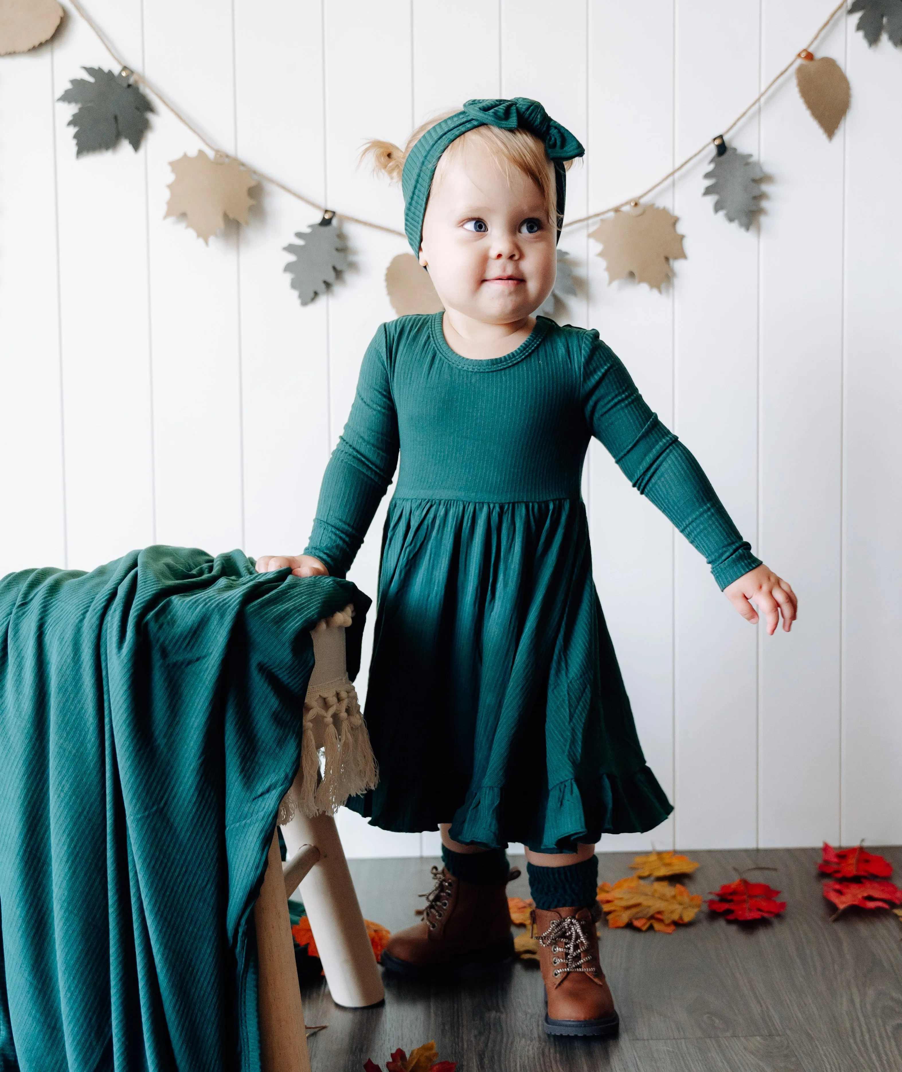 EVERGREEN RIB DREAM RUFFLE DRESS