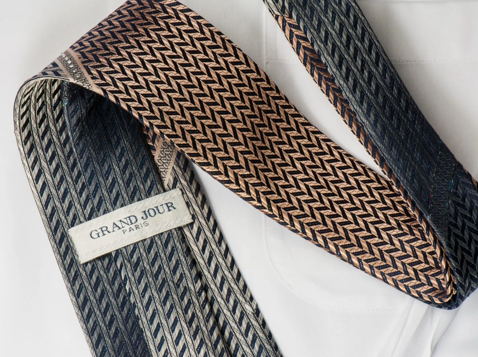 Grand Jour Men's Silk Rhinestone Neck Tie Gold Silver Herringbone With Silver Sparkles