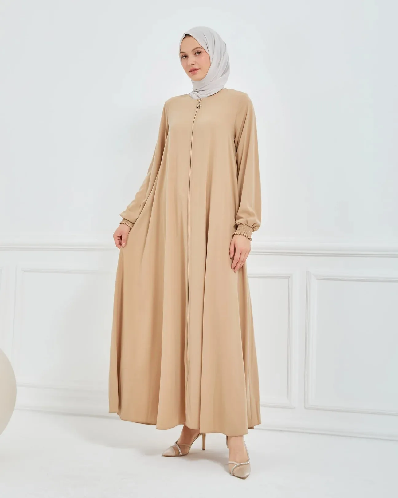 Madiha Abaya