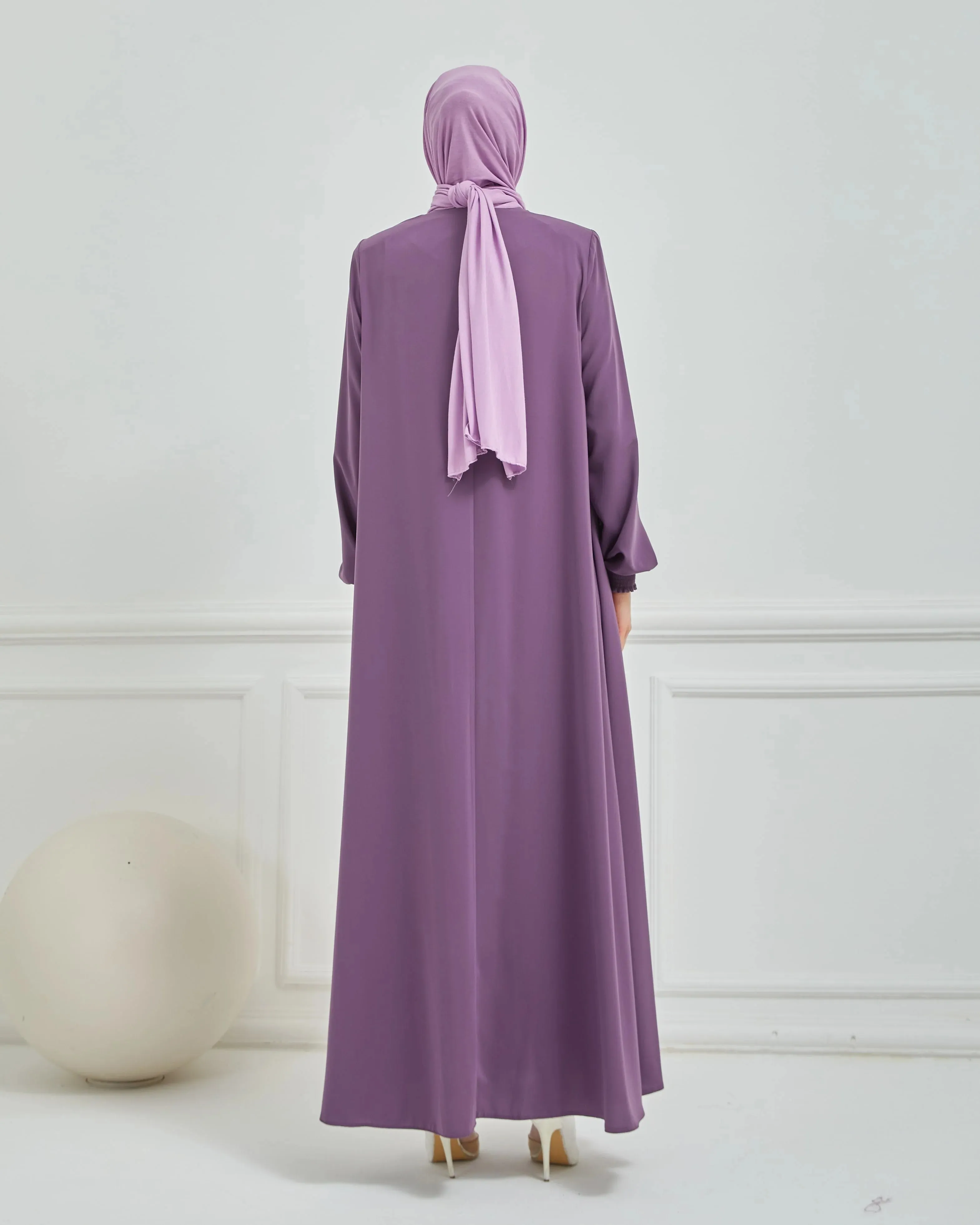 Madiha Abaya
