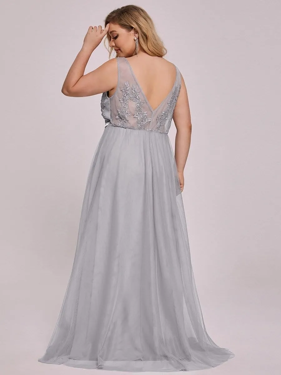 Plus Size Elegant Sleeveless Applique Flowy Tulle Evening Dress