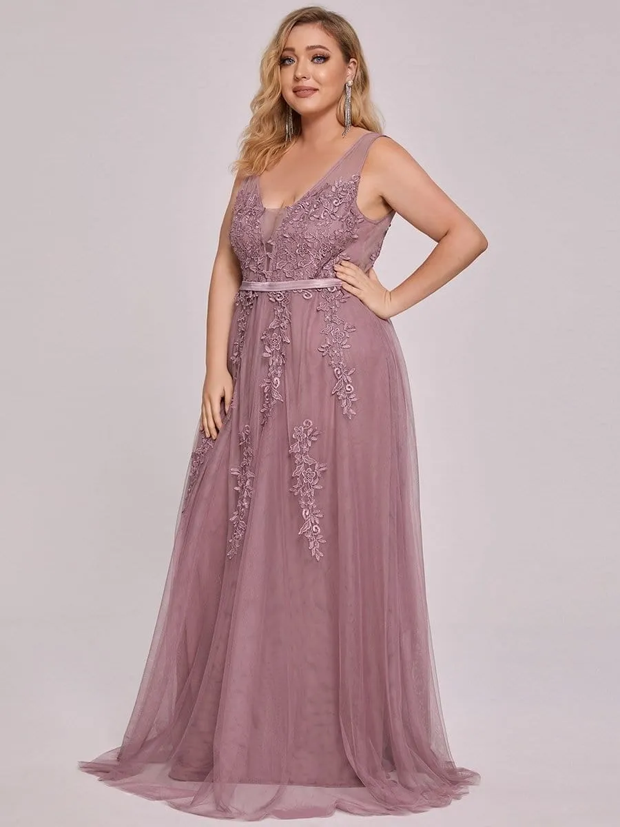 Plus Size Elegant Sleeveless Applique Flowy Tulle Evening Dress