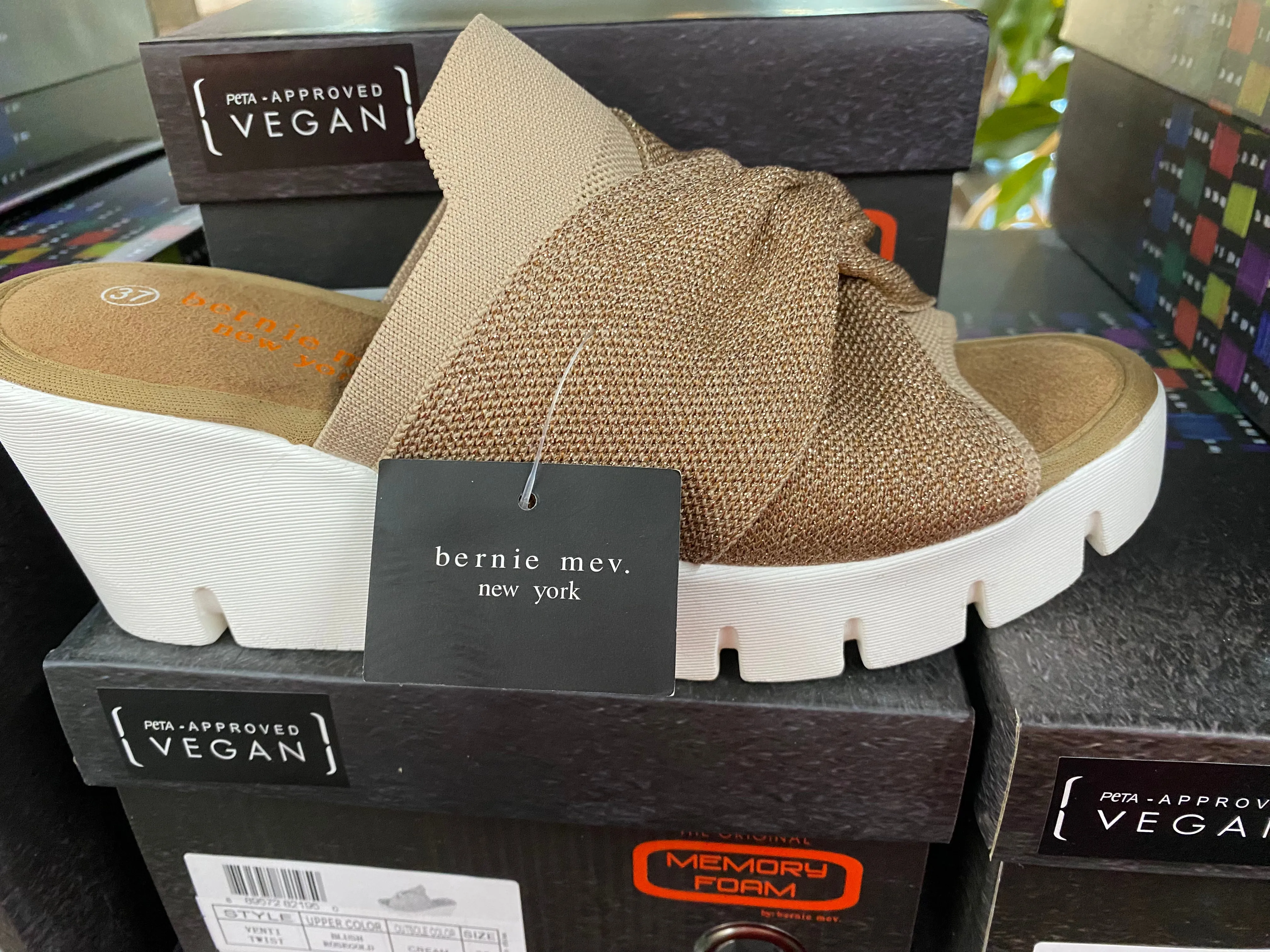 Venti Twist Rose Gold Wedge